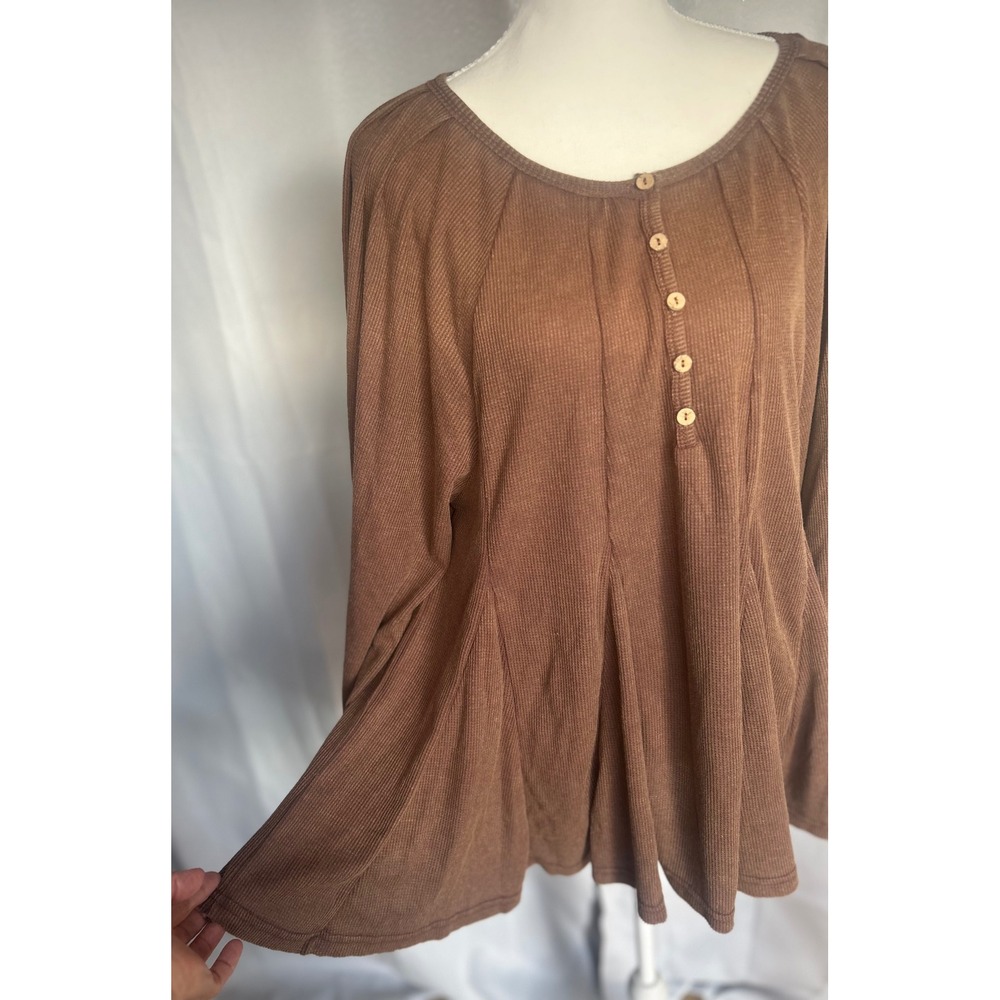 ODDi, tunic top. BoHo ribbed, earthy, minimalist, aesthetic.